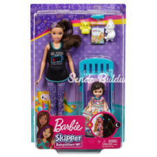 FHY97 Barbie Bebek Bakıcısı Bebeği ve Aksesuarları Oyun Seti