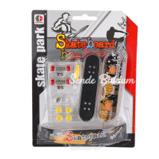 Nessiworld KZK1812A Kartela Skate Park Kaykay Kızılkaya Oyuncak