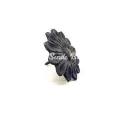 Antika Tarz Dekoratif Pirinç Papatya Kabara  42 Mm Oksit